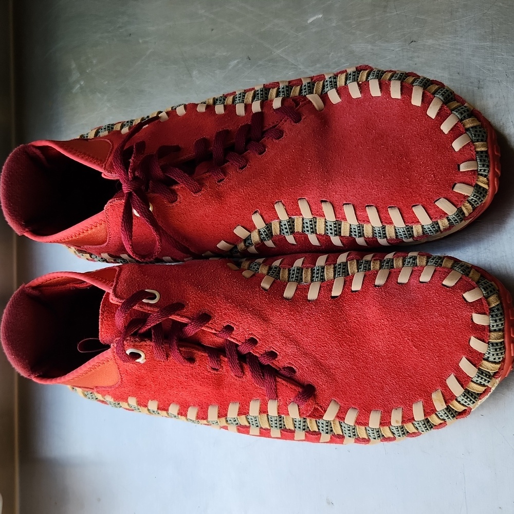 NIKE Air Footscape Woven Chuka Knit Red Suede Sneakers Size 11. - Picture 3 of 11